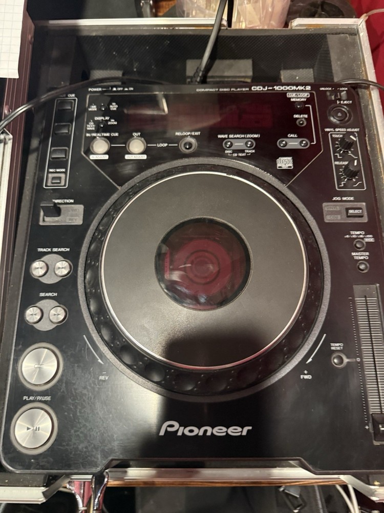 Pioneer CDJ-1000MK2 Professional DJ controller