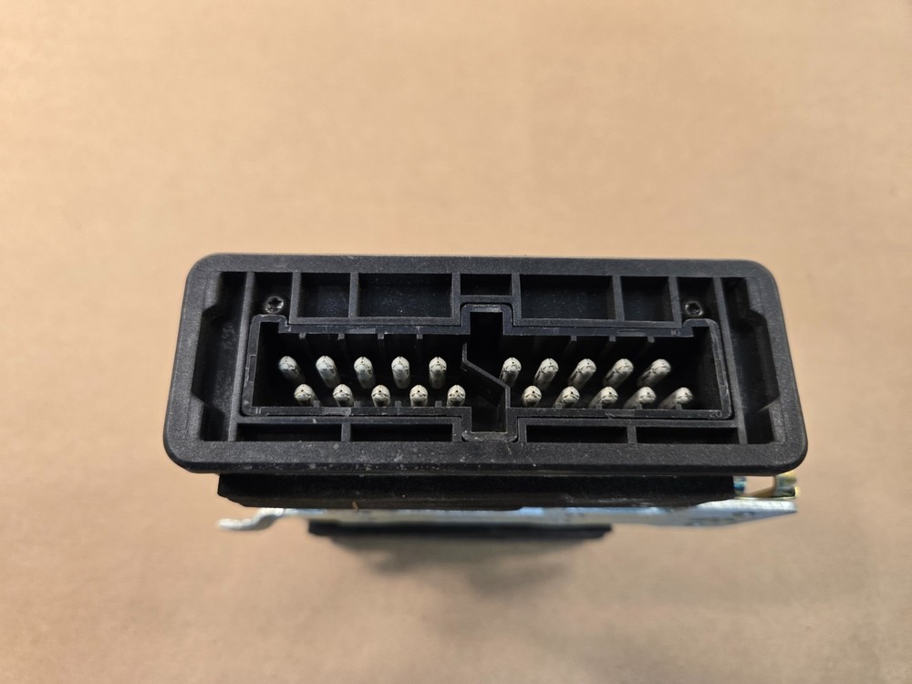 Jaguar XJ6 Cruise Control Module DBC5608