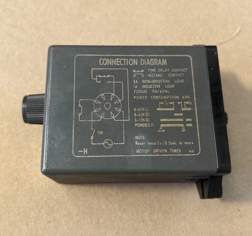 New Omron Solid State Synchronous Motor Timer STP-MNH-AA-UA 10 Sec