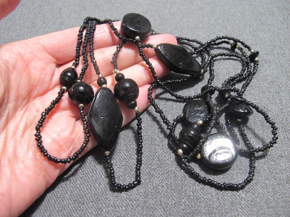 Vintage flapper style assorted black glass + tiny silvertone beaded necklace