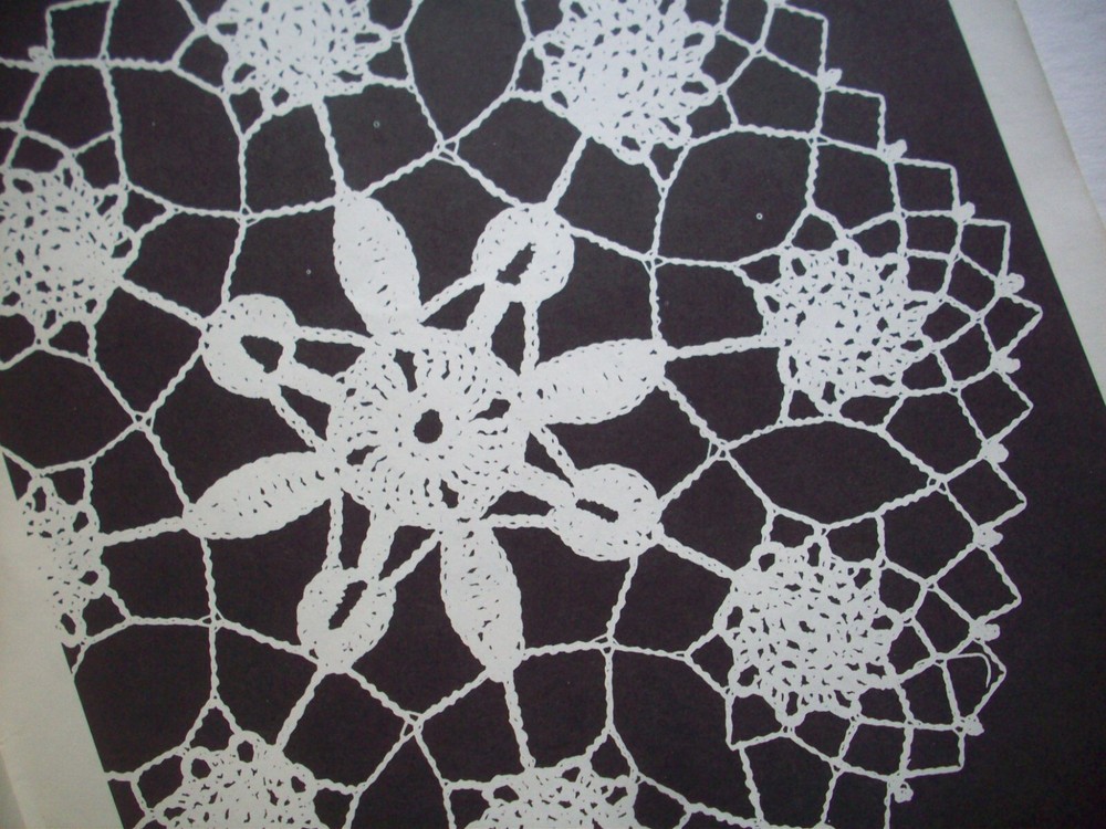 Crochet doily pattern booklet Volume 19