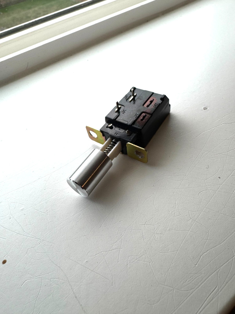 Vintage Marantz 120 scope tuner power switch replacement.