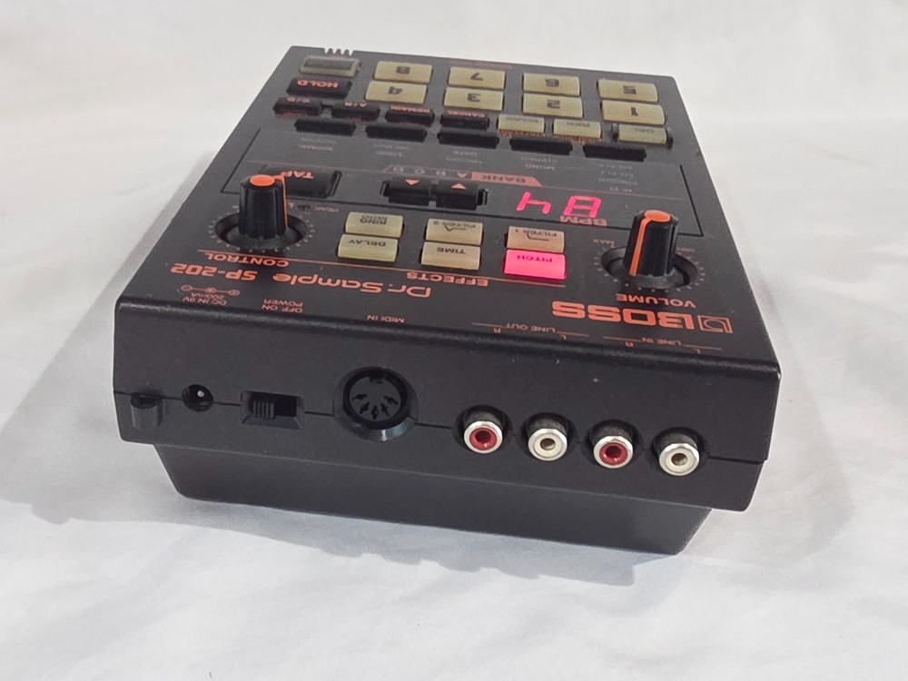 Boss SP-202 Dr. Sample Sampler Looper Drum Machine W/ Smart Media Memory Card