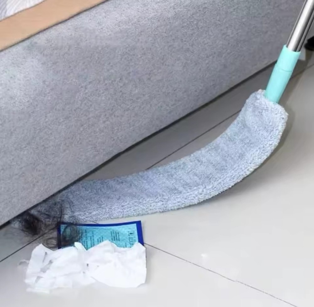 Extendable Gap Cleaning Duster Under Bed Sofa Flexible Microfiber Dust Cleaner