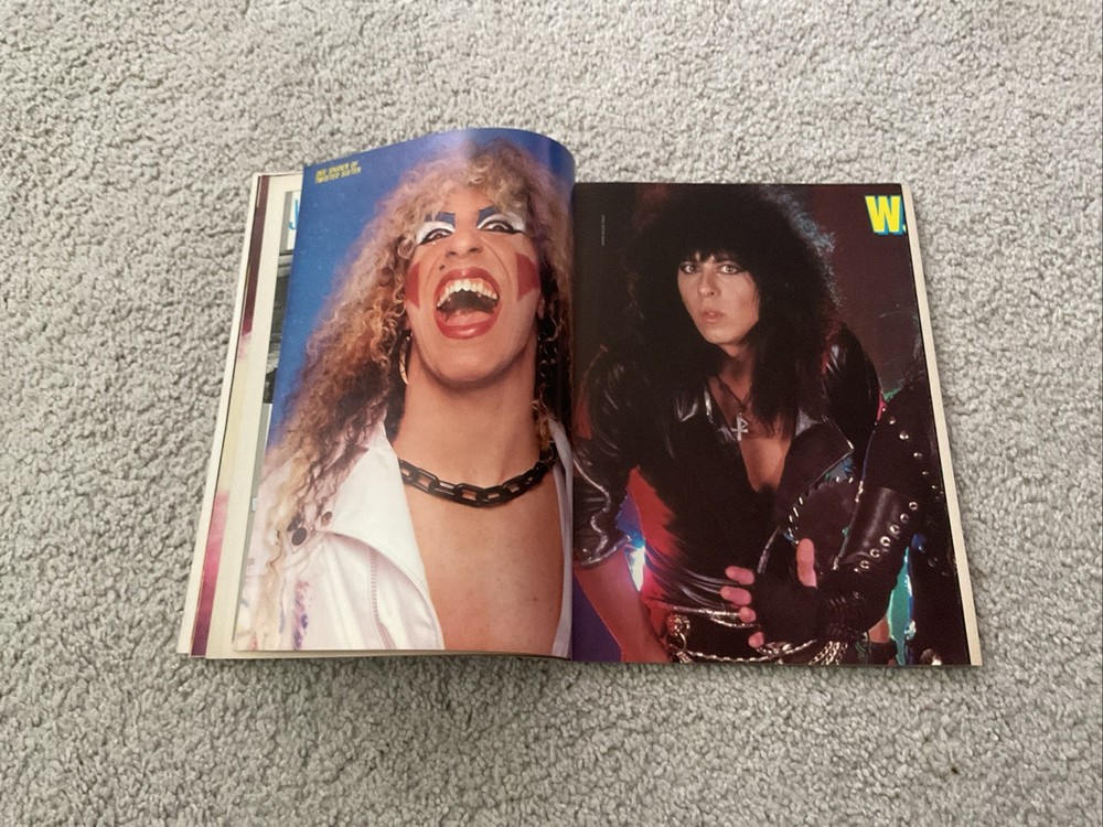 METAL MUSCLE POSTER MAGAZINE 1986 KISS RANDY RHOADS TWISTED SISTER MOTLEY CRUE