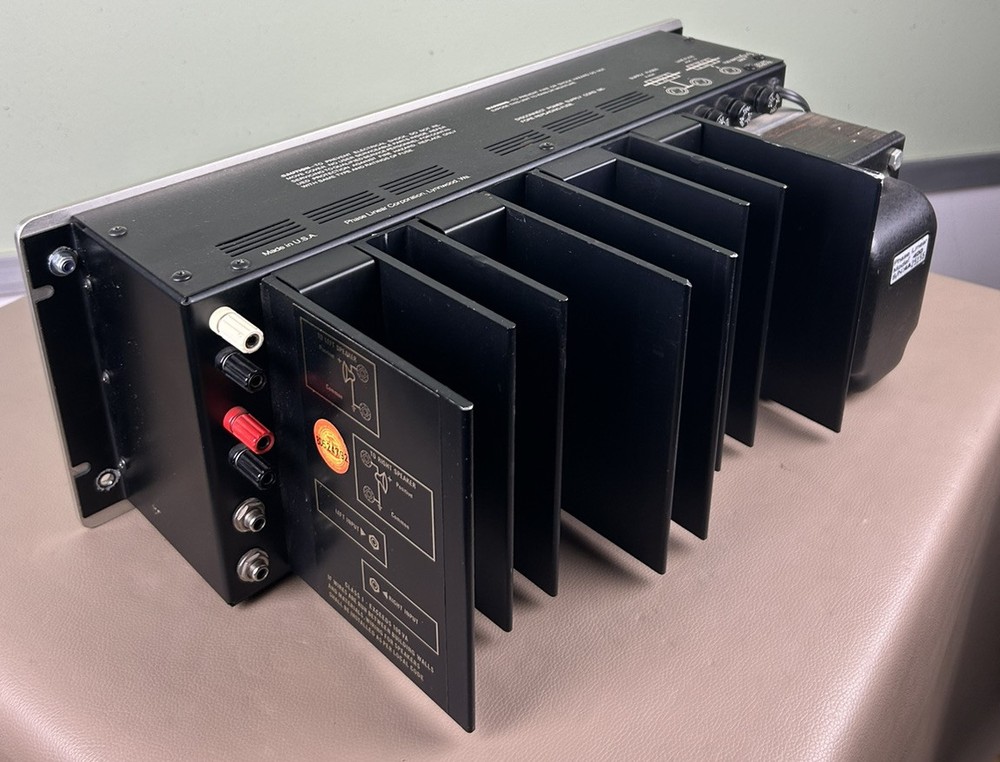 PHASE LINEAR 400 SERIES TWO STEREO AMPLIFIER