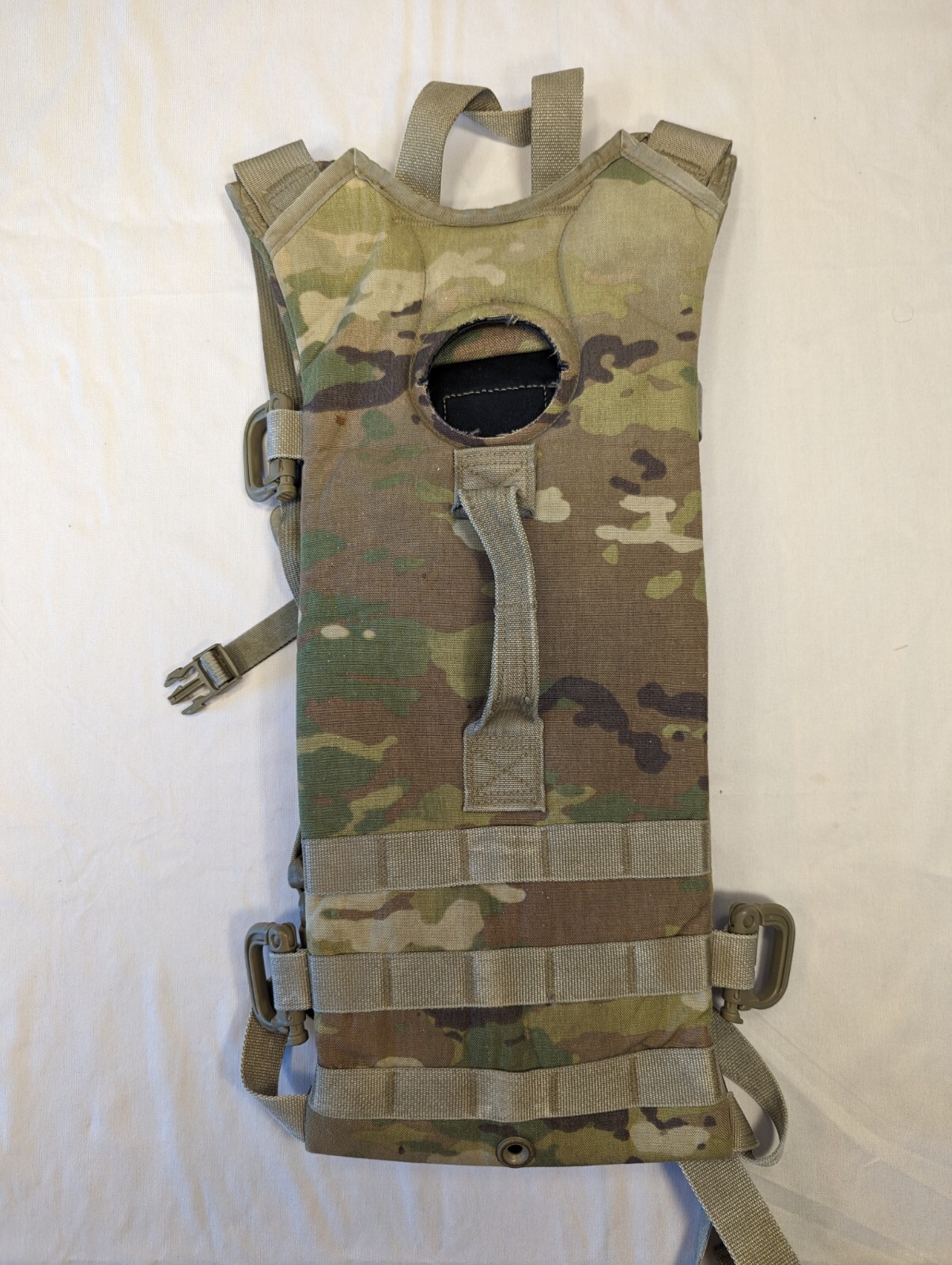 USGI OCP Multicam Molle II 3L/100oz Hydration System Carrier w/ New Bladder