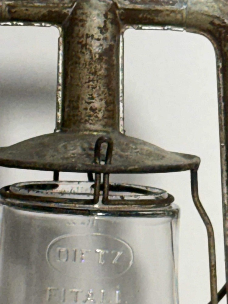 Dietz Monarch Lantern