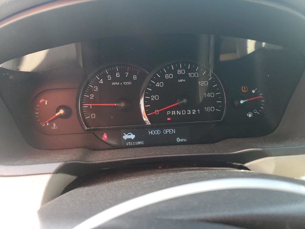 DTS 2007 Glove Box 4830433