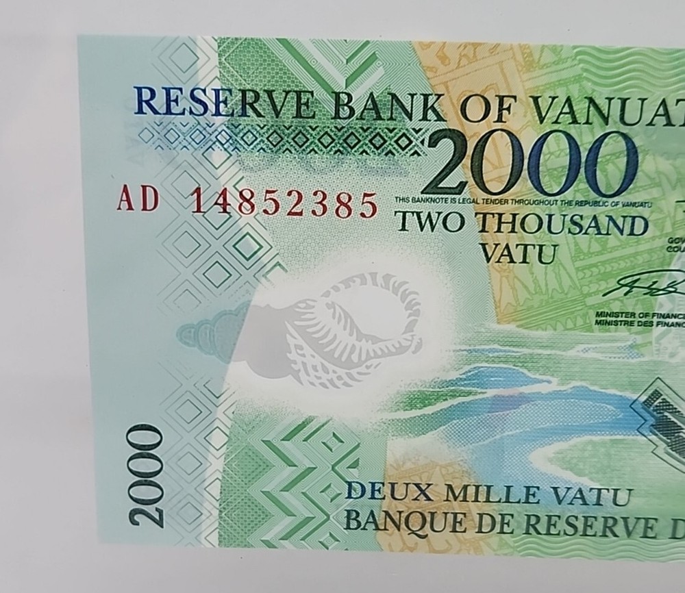 Vanuatu, 2000 Vatu, 2014, POLYMER, Birds