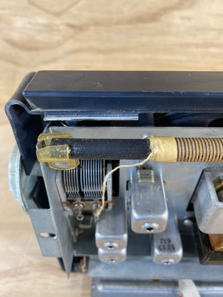 Vintage Heathkit XR-1 Transistor radio /untested