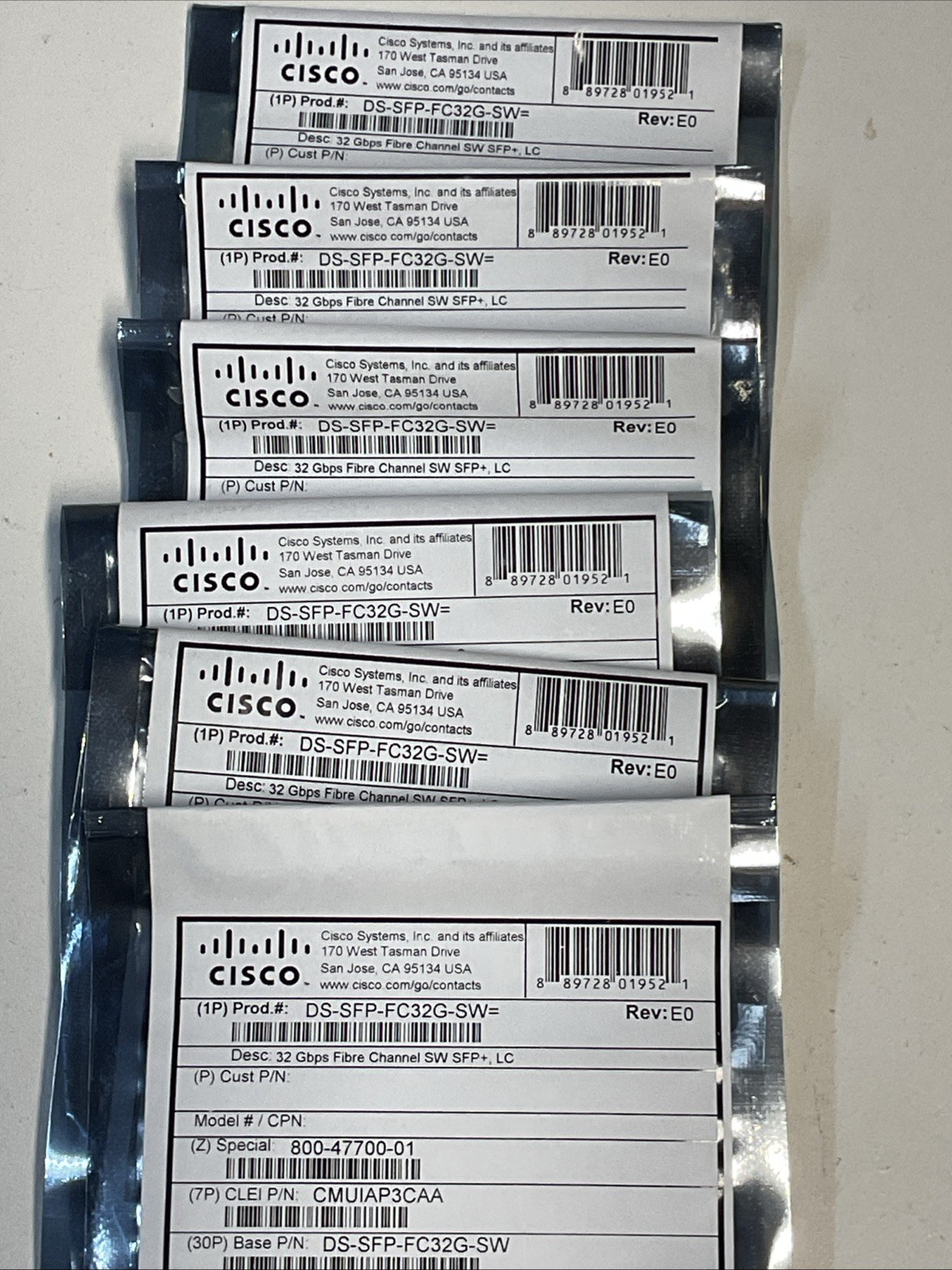 NEW DS-SFP-FC32G-SW Original Hologram CISCO 32Gbps Fibre Channel SW SFP+ LC