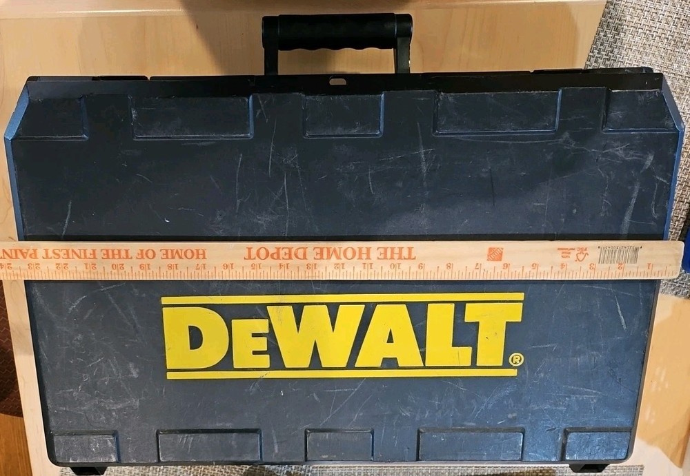 24" Handle DEWALT EMPTY CASE FOR TOOL Heavy Duty Hard Plastic Container Lockable