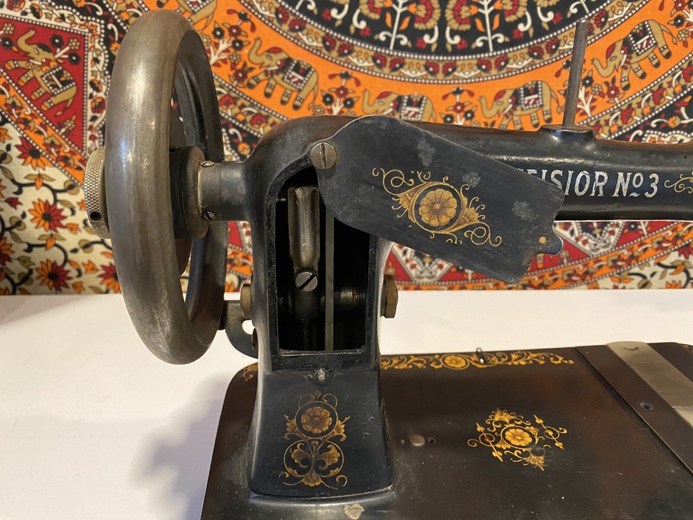 Vintage Excelsior No.3 Sewing Machine