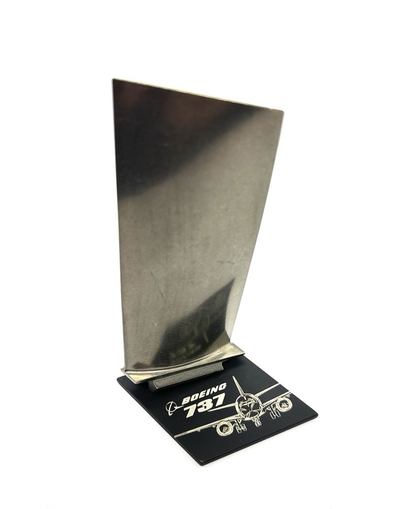 Boeing 737 Titanium Jet Engine Blade. Airline Pilot Gift Flight Sim Model