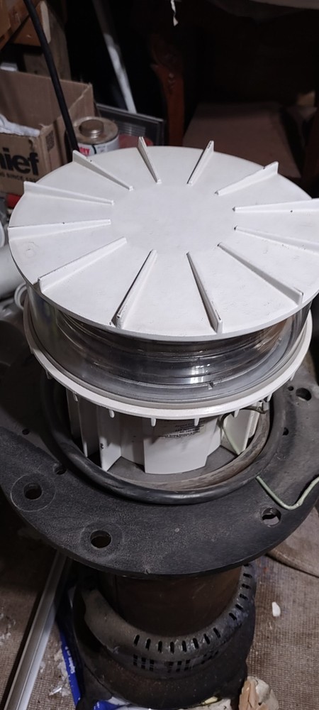 Farlight's NV-Series LED obstruction light