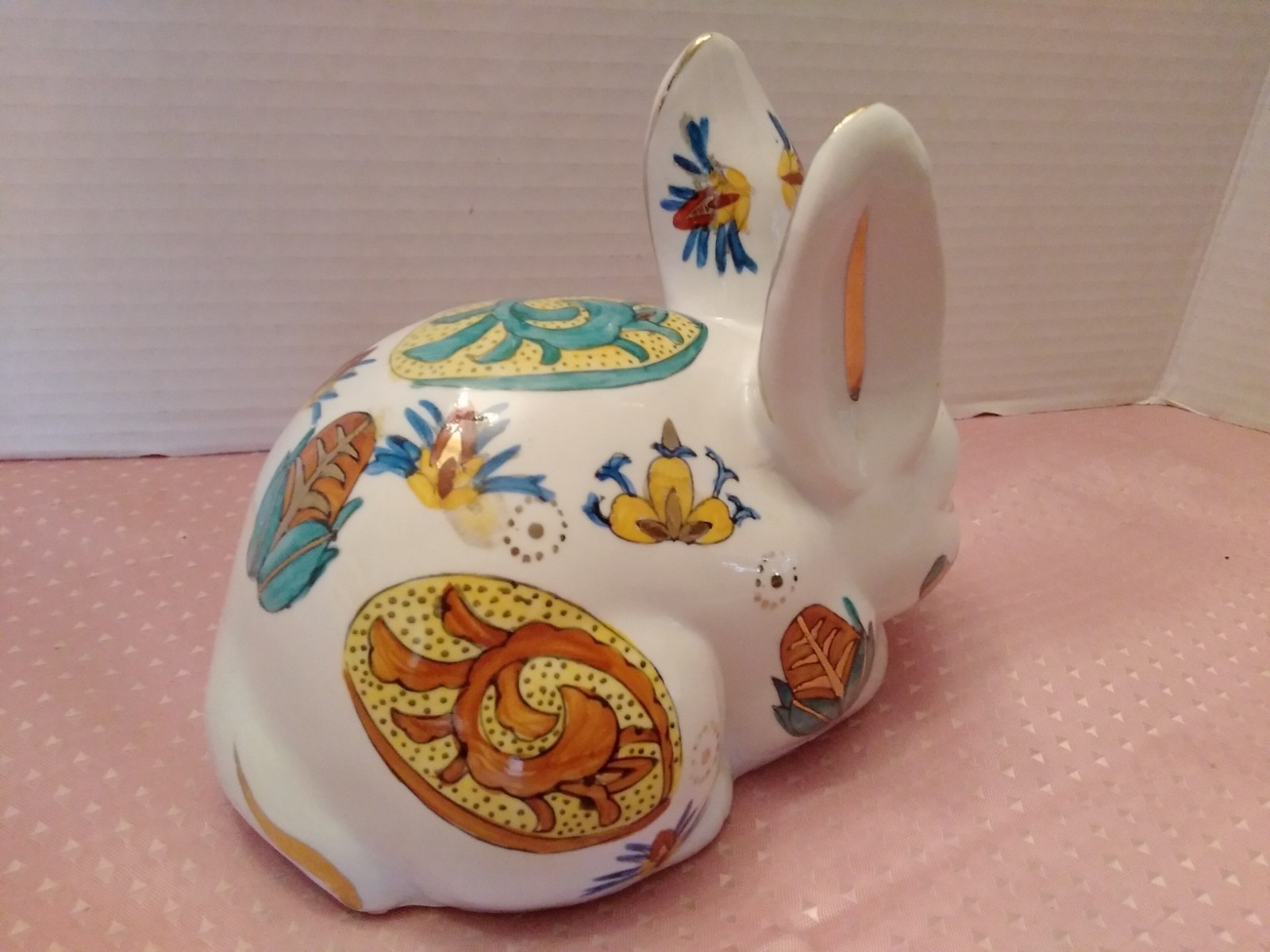 Imari Style Rabbit Japanese Hand Painted Porcelain Floral Design Gold Accents