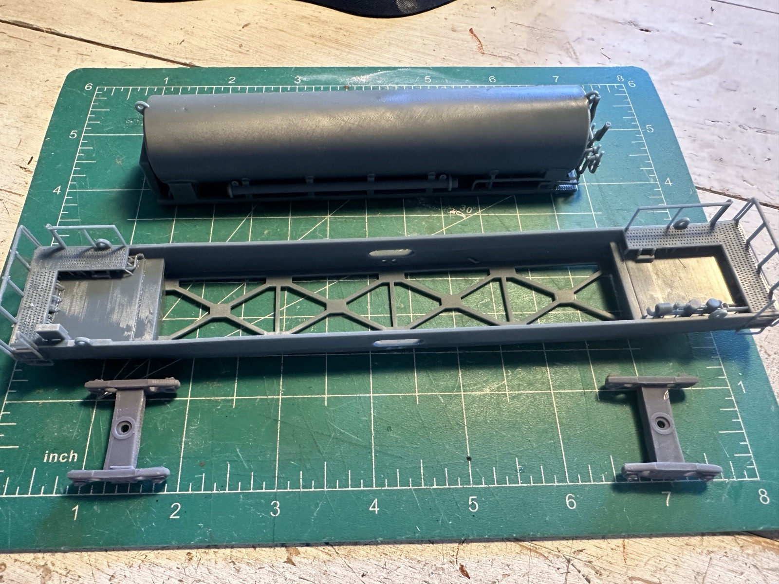 HO Scale Ferromex FXE LNG Tender