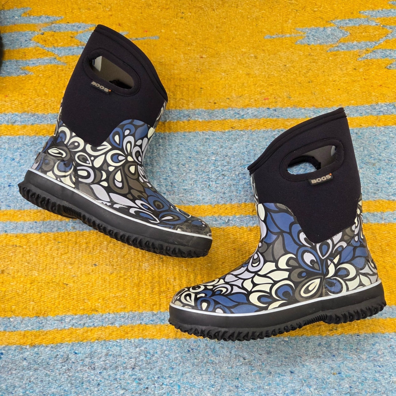 Bogs Women's Classic Mid Vintage Rain Snow Boots Size 7