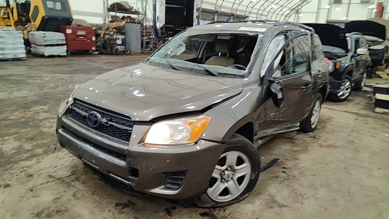 RAV 4 2010 Glove Box 7016339