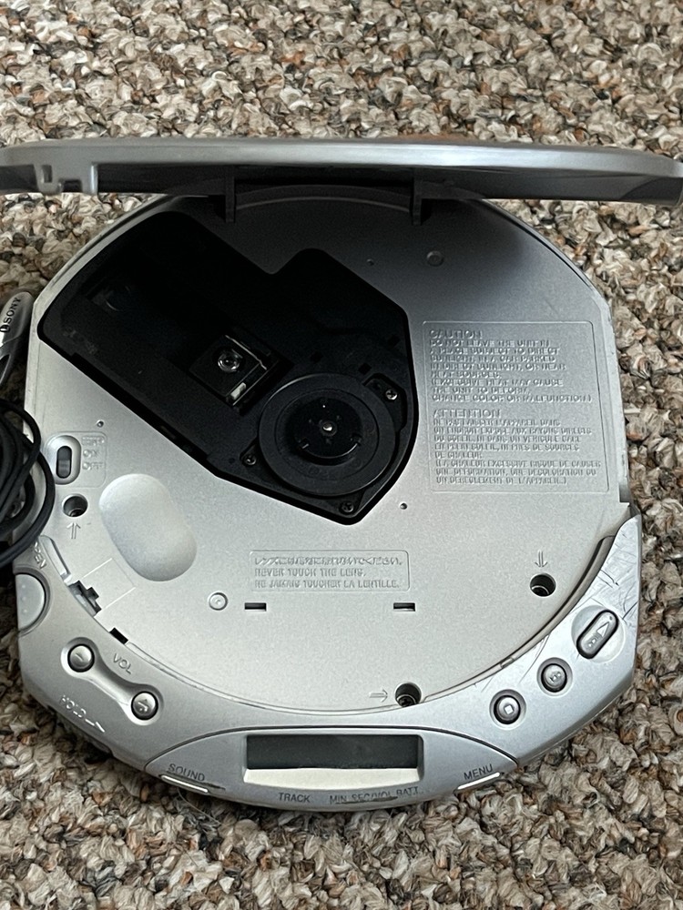 Sony CD Walkman ESP Max D-E340 Silver Used!!
