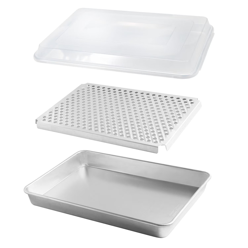 Nordic Ware 3-Piece Crisping and Roasting Set with Lid