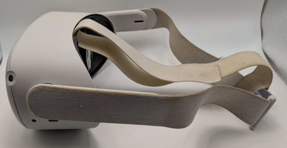 Meta Oculus Quest 2 128GB-VR Headset Headset ONLY No Controllers w/Case Pls Read