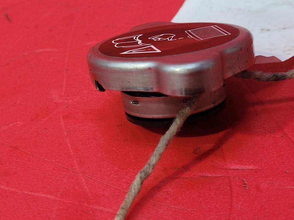 2011 TRIUMPH DAYTONA 675 RADIATOR CAP