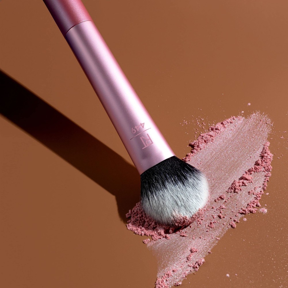 Real Techniques Tapered Cheek Brush
