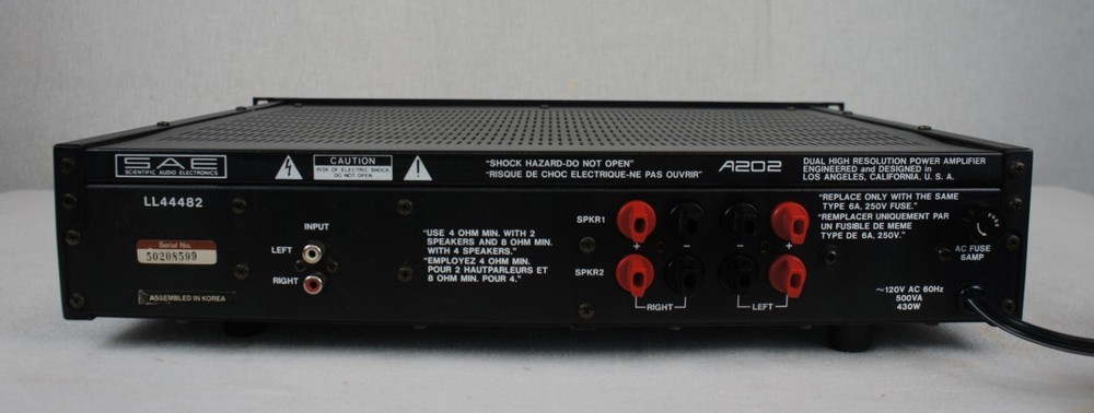 SAE A202 DUAL HIGH RESOLUTION POWER AMPLIFIER