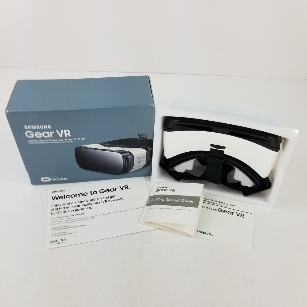 Samsung Gear VR Oculus 2015 Virtual Reality Headset Note5 S6 S7 Edge White Euc