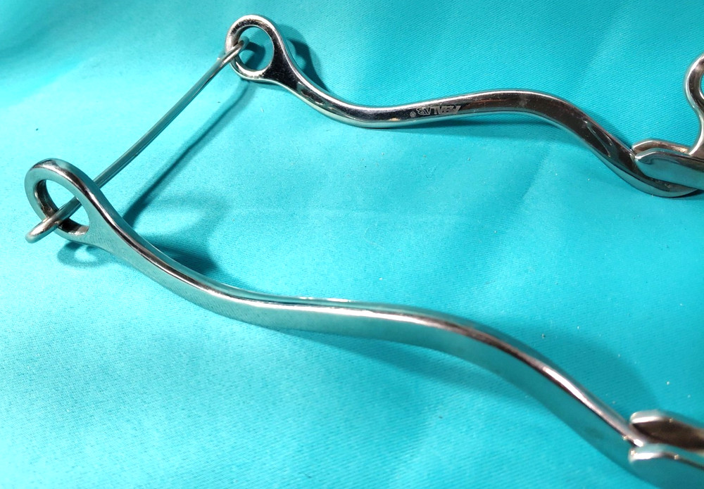 HORSE MECHANICAL HACKAMORE STAINLESS BRAIDED RAWHIDE PARTRADE