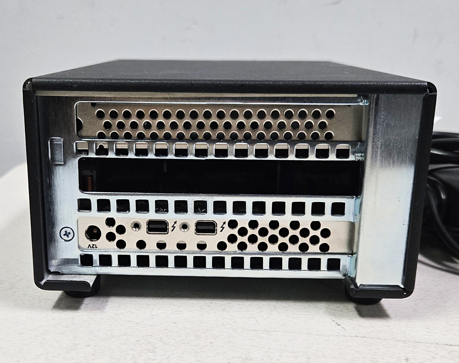 Sonnet Echo Express SE I Thunderbolt 2 Expansion Chassis with Power Source