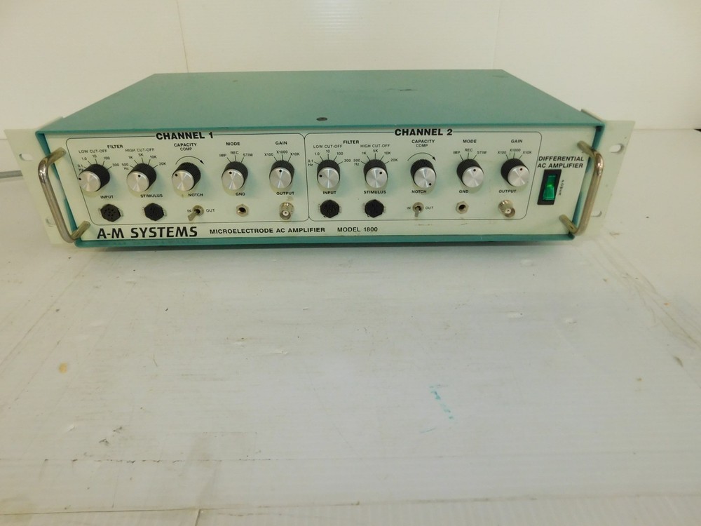 A-M SYSTEMS MICROELECTRODE AC AMPLIFIER MODEL 1800 (PQY67)