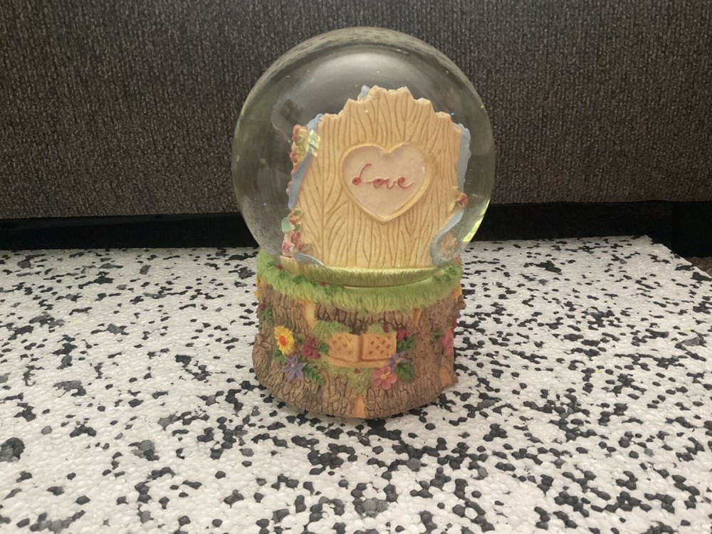 Teddy Bear Musical Snow Globe