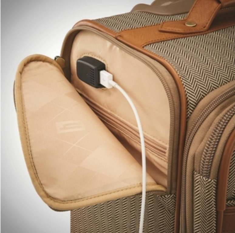 Hartmann Herringbone Deluxe Medium Size Expandable Natural