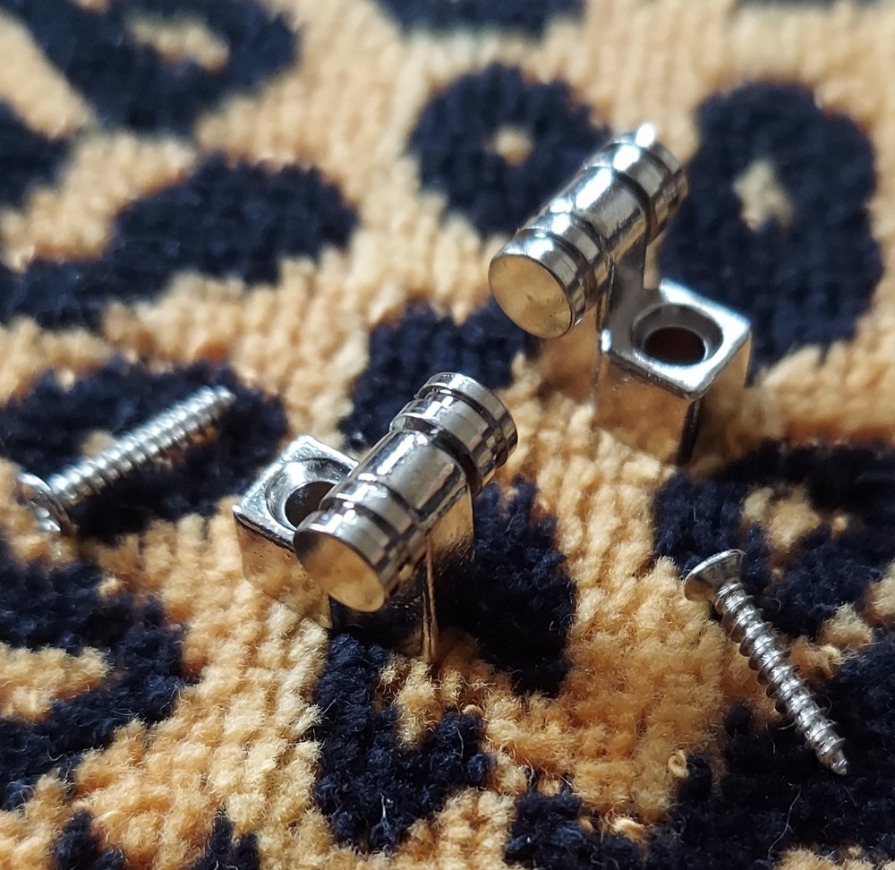 string tree guides (2) roller style chrome with screws 2pc