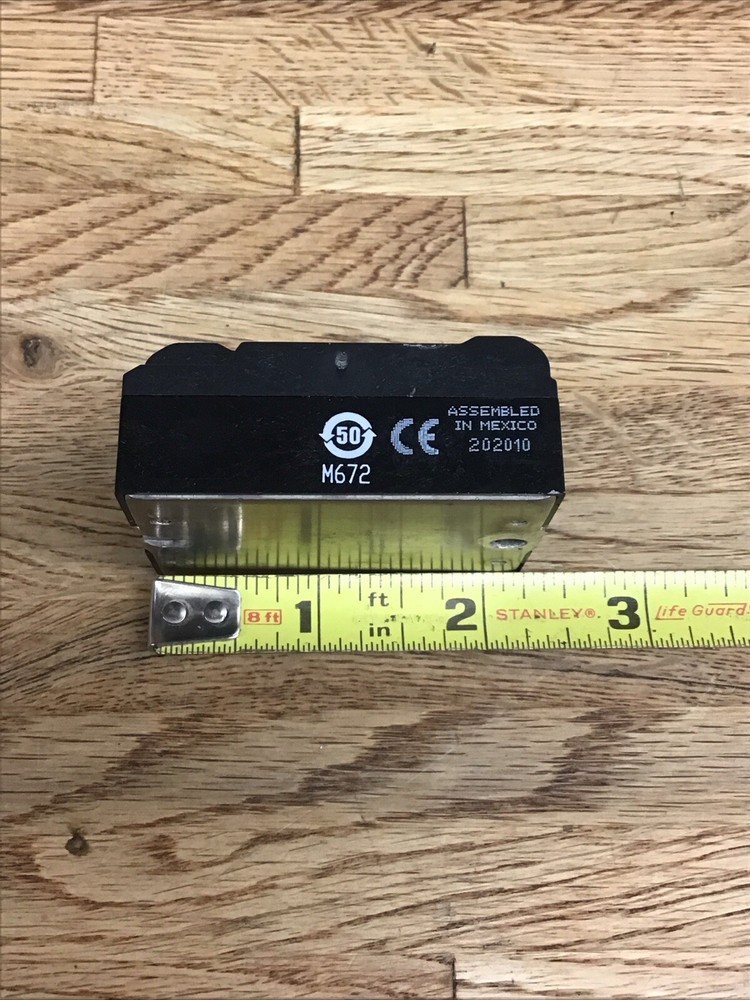Crydom D2440 Solid State Relay New Condition 249VAC QU-7:TW