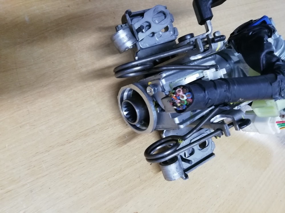 KIA CEED CD MK3 2019 STEERING COLUMN WITH KEY (2)