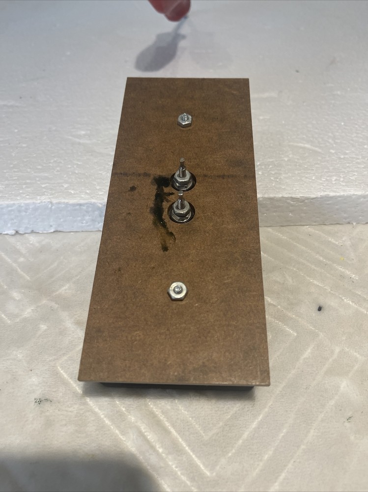 Stark designs SR-2 Input Terminals