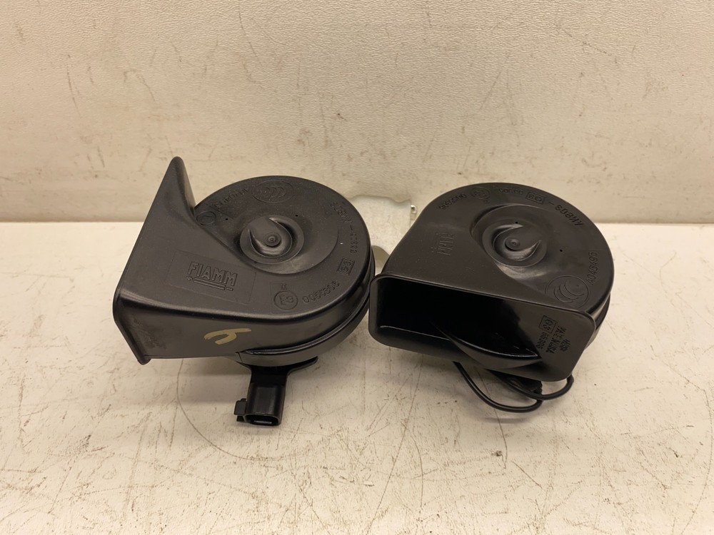 2011-2014 FORD EDGE HORN ASSEMBLY OEM