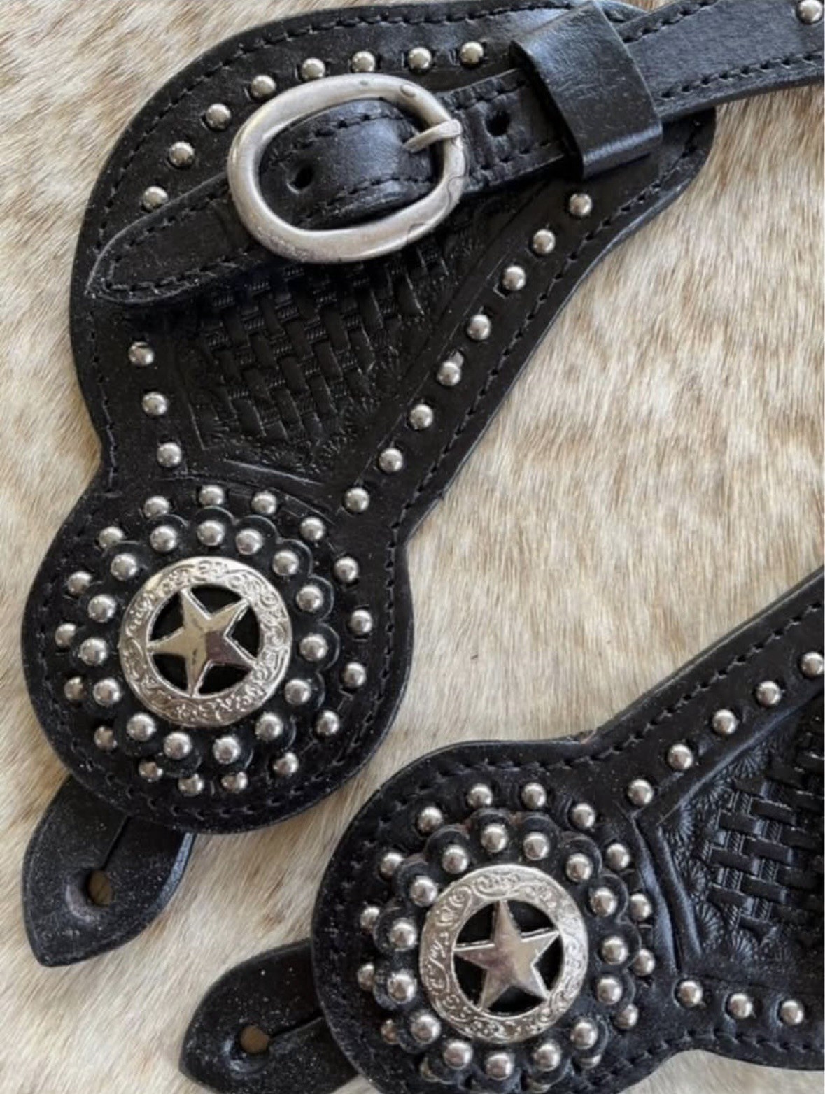 MENS Basketweave Tooled Leather Western Pair of Spur Straps Texas Star Conchos