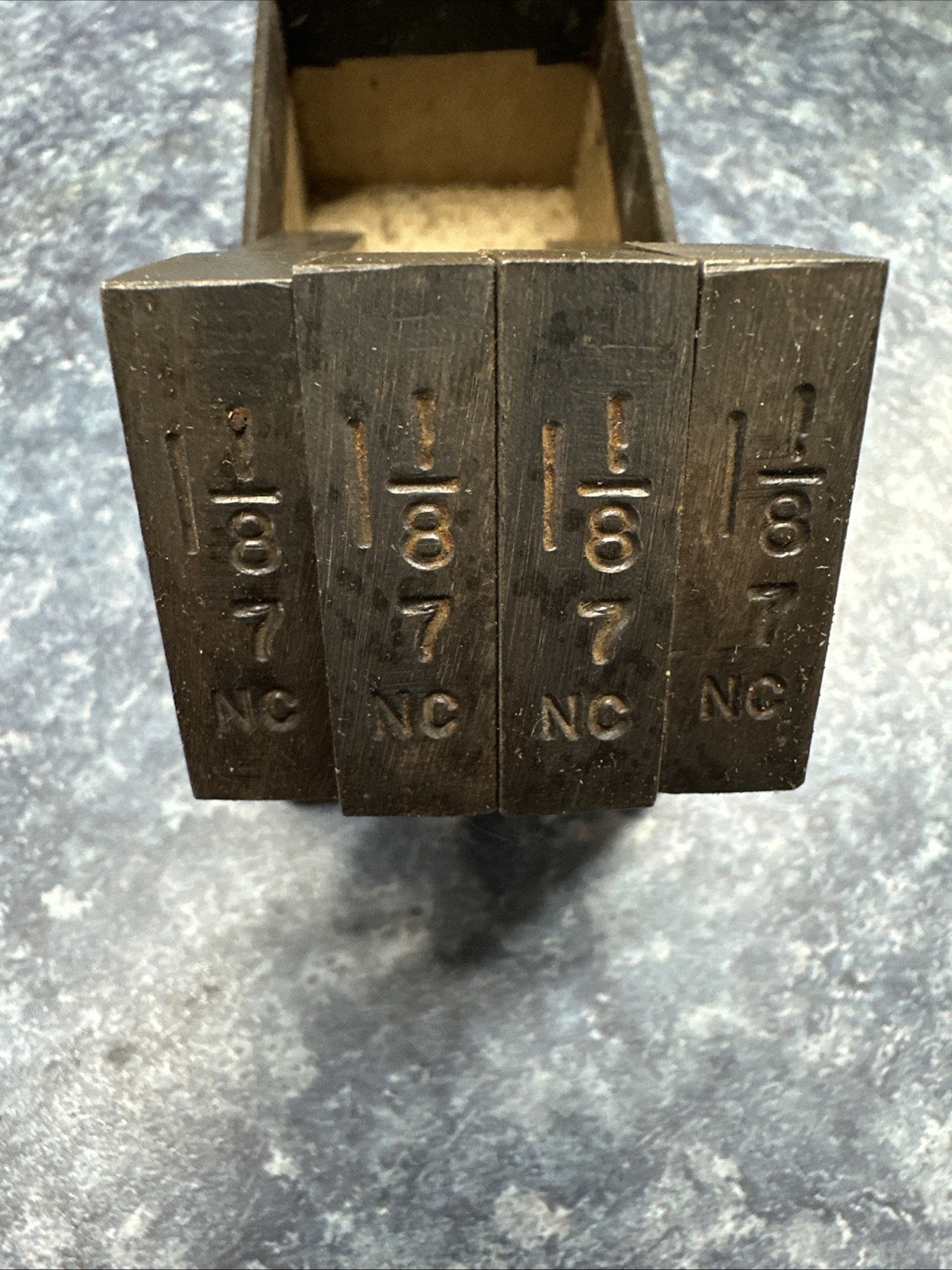 1-1/8 - 7 NC BOLT DIES OSTER 2RS 572CW Vintage Set Made In USA