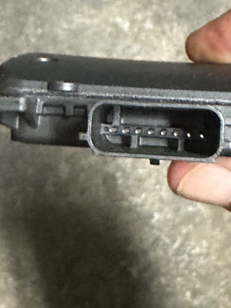 Genuine GM Driver Side Obstacle Detection Control Module 84182642