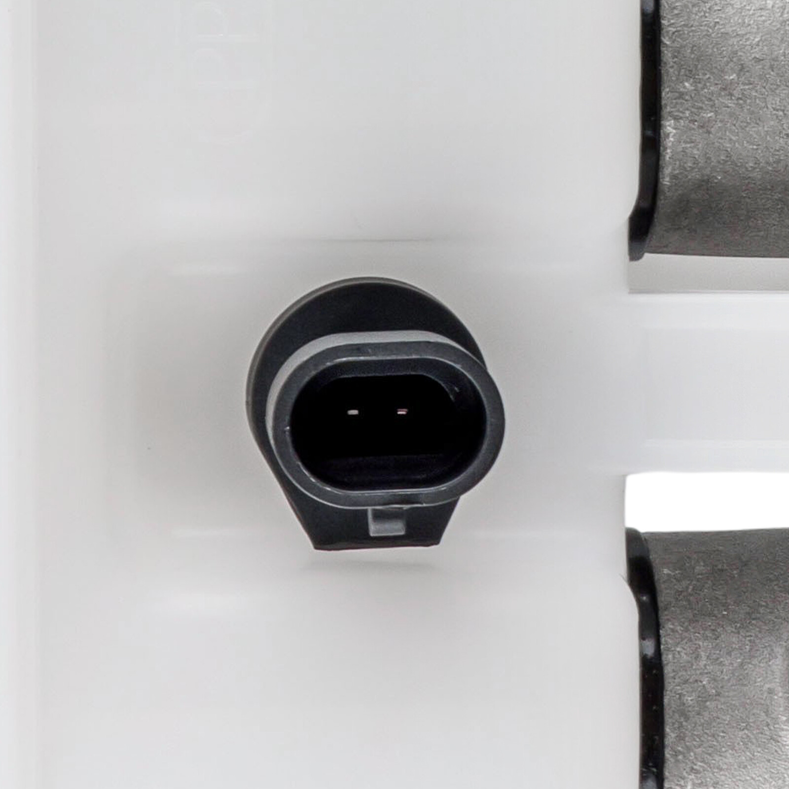 For Chevy Silverado/GMC Sierra 1500 2009-2014 Brake Master Cylinder w/ Reservoir