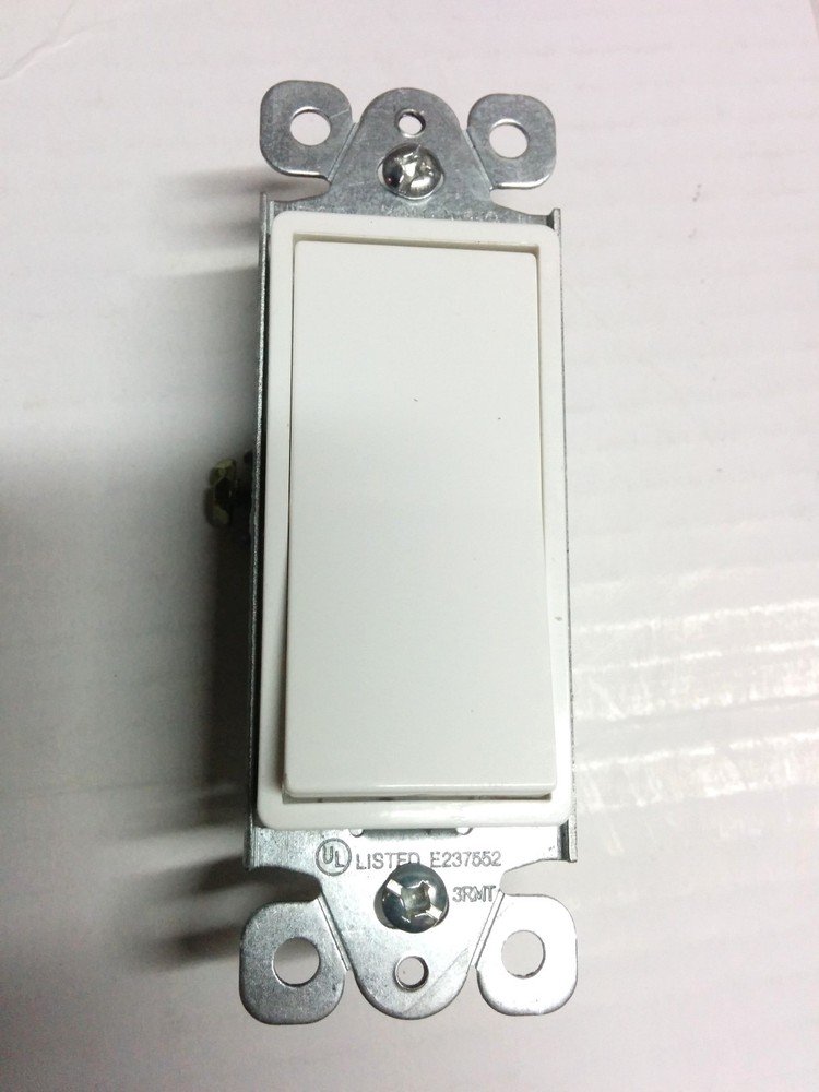 (1 pc) LIGHTED Single Pole 15A Decorator Switch 15 Amp Decora Illuminated White