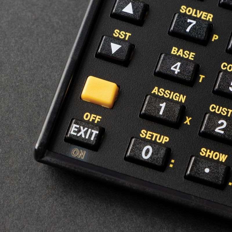 SwissMicros DM42n Precise Programmable RPN Calculator - HP-42S Clone