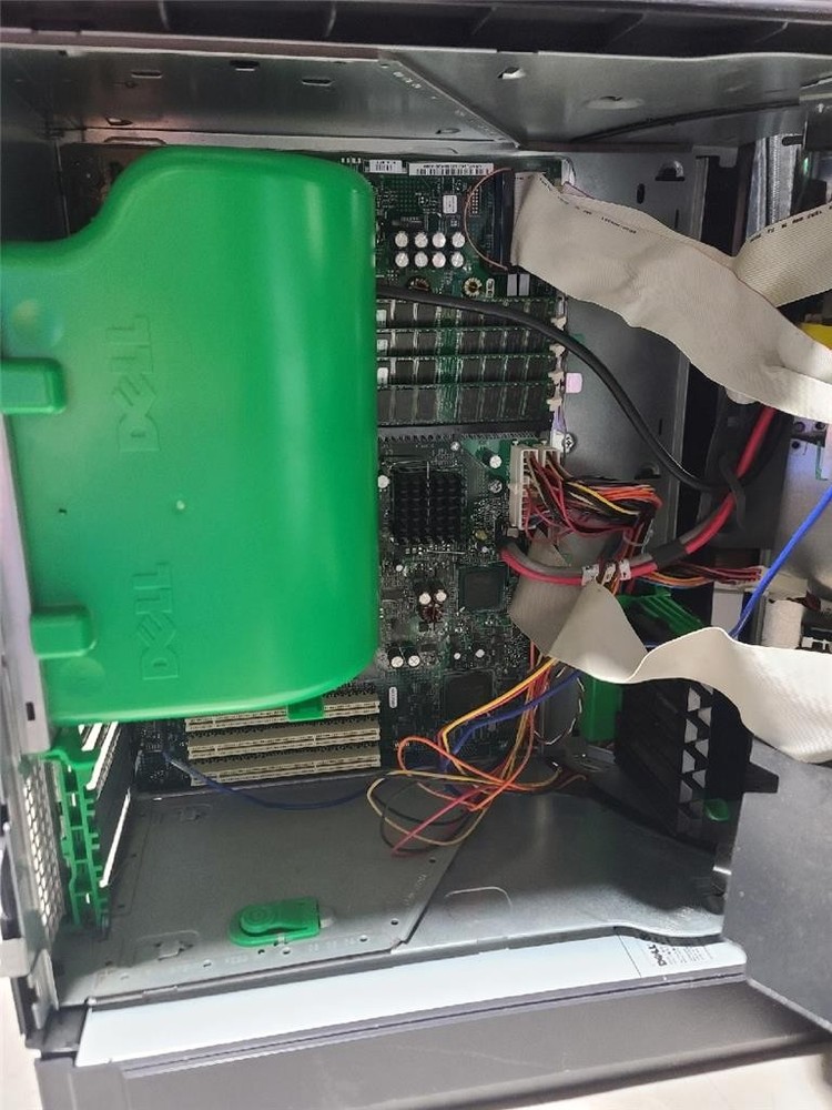 Dell Precision 650 Workstation PC Computer w/Intel Xeon Processor WHL