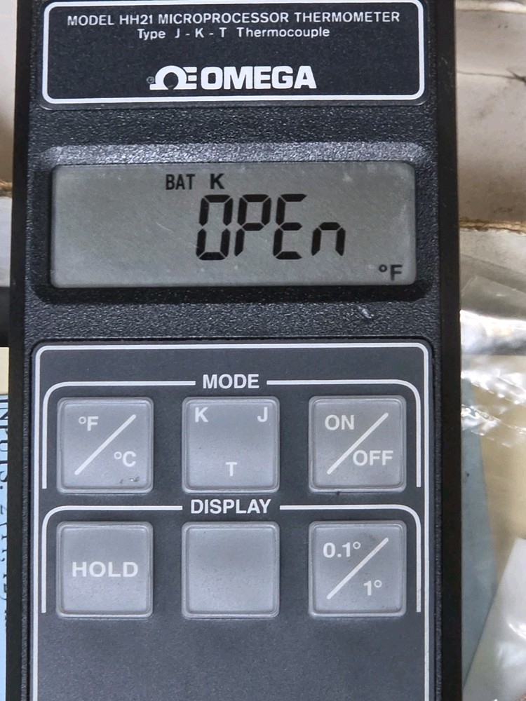 Omega Handheld Microprocessor Digital Thermometer HH-21