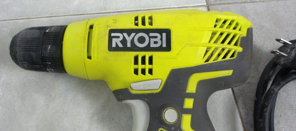 RYOBI D43 3/8in CORDED DRILL (DNT BY-61B)